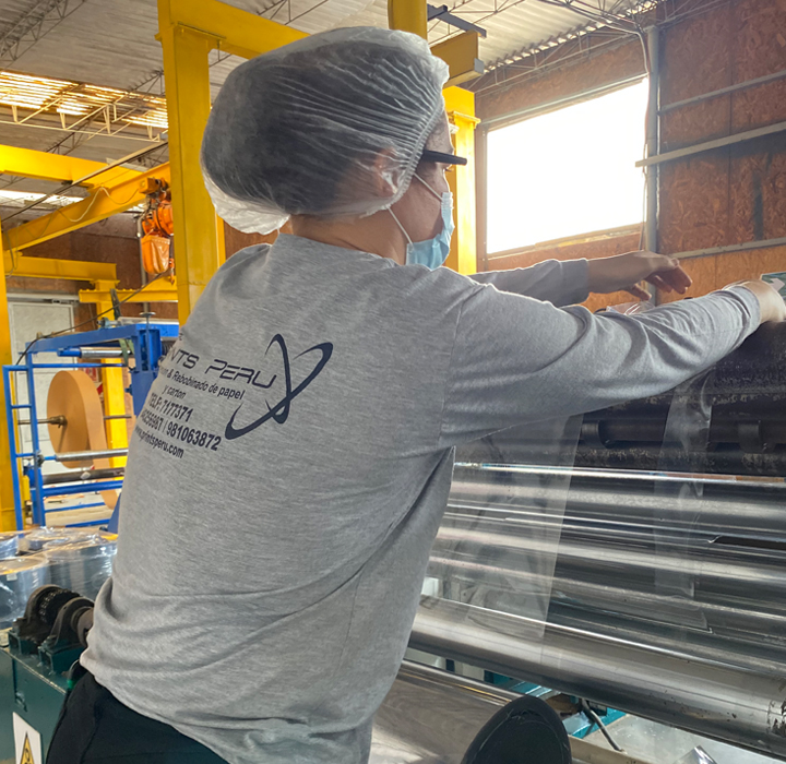 Regulaciones Internacionales Impactan la Producción de Papel